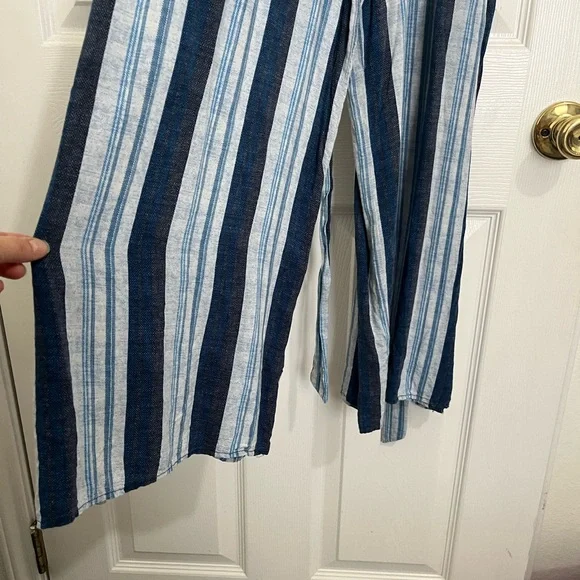 Jumpsuit size large - Picture 2 of 4